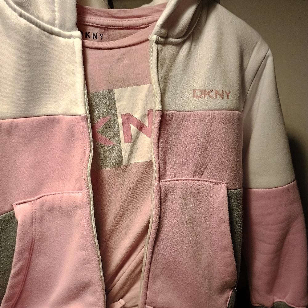 DKNY Jogger Outfit